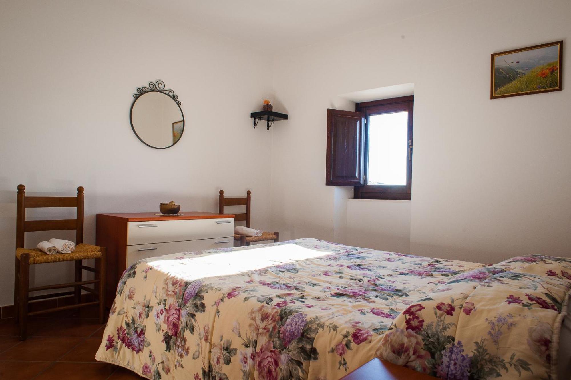 Casa Ladyhawke Apartment Santo Stefano Di Sessanio Bagian luar foto